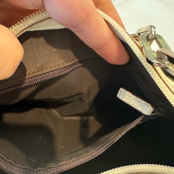 Authentic Gucci hobo bag with chained strap - Picture 14 of 14